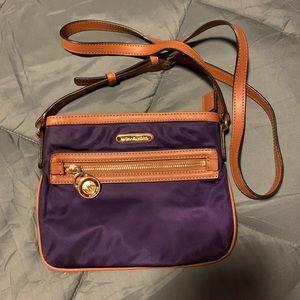 Michael kors crossbody purse